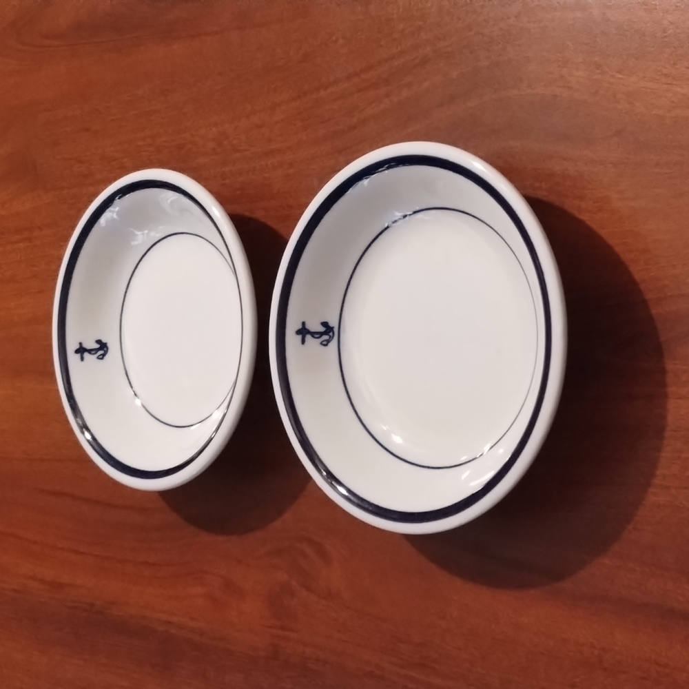 2 VINTAGE HOMER LAUGHLIN U.S. NAVY FOULED ANCHOR 5” Dessert Bowls